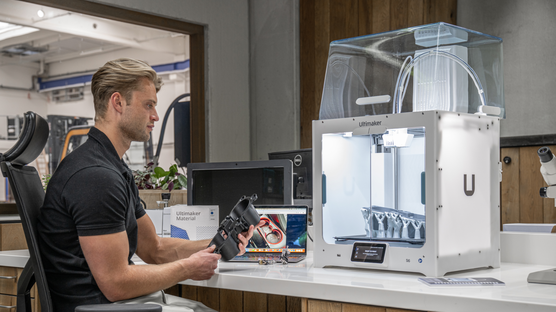 UltiMaker S6